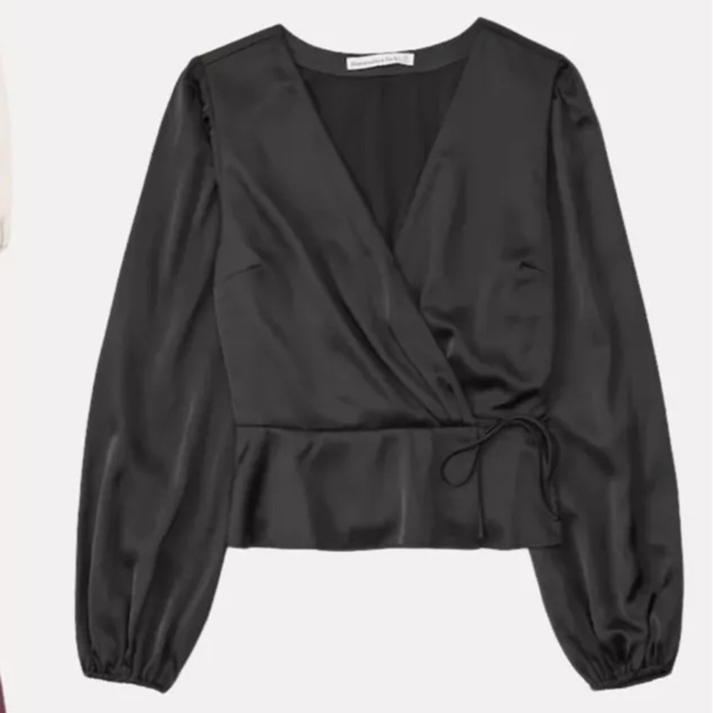 NWOT - Abercrombie Long-Sleeve Satin Wrap Top - Black